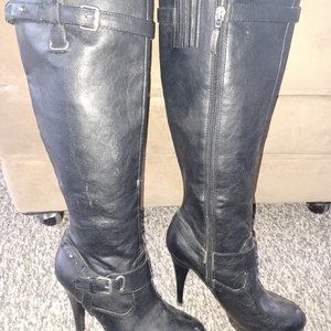 Guess black knee-high 3-4" heeled boots, never worn.